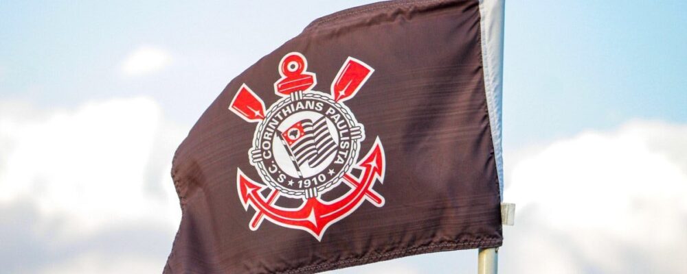 Postos licenciados pelo Corinthians são alvo de operação contra PCC