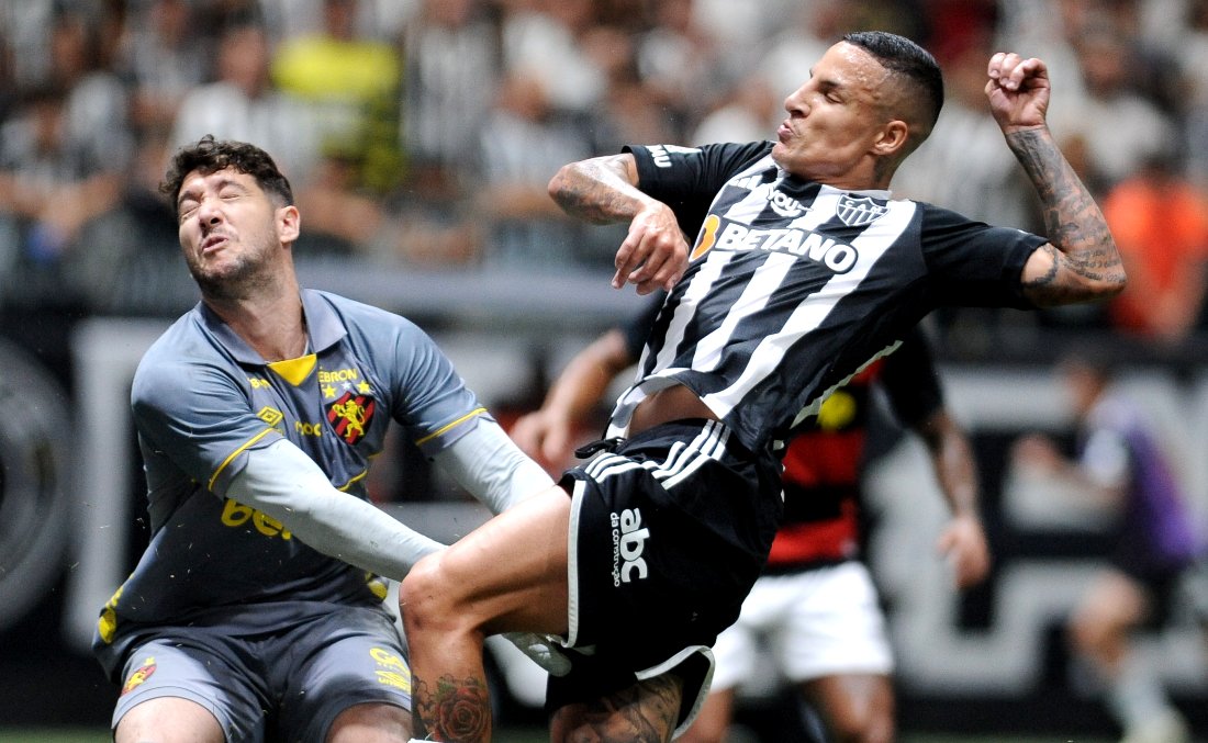 No último encontro entre Atlético e Sport em Belo Horizonte, Guilherme Arana balançou as redes - (foto: Alexandre Guzanshe/EM/D.A. Press)