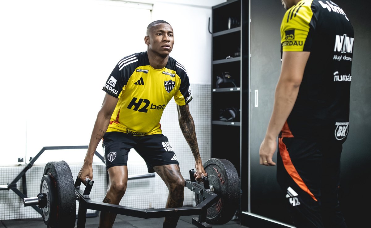 Patrick, do Atlético, em atividade de academia na Cidade do Galo (6/10) - (foto: Pedro Souza/Atlético)