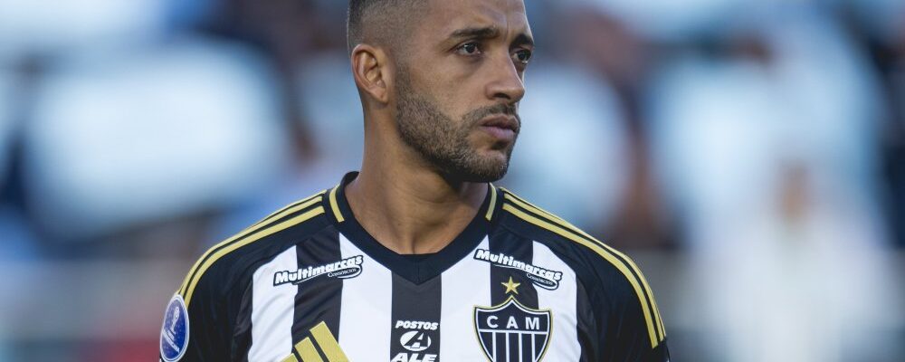 Vitor Hugo revela conversa com diretor por permanência no Atlético