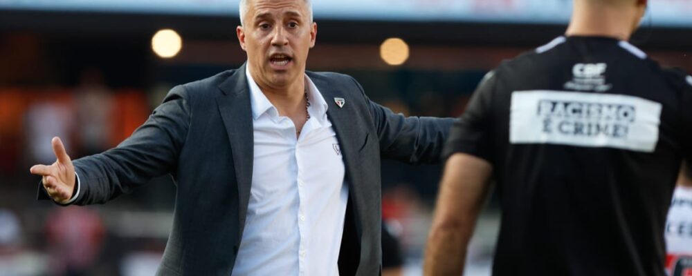 CBF divulga áudios do VAR de lances polêmicos em São Paulo x Palmeiras