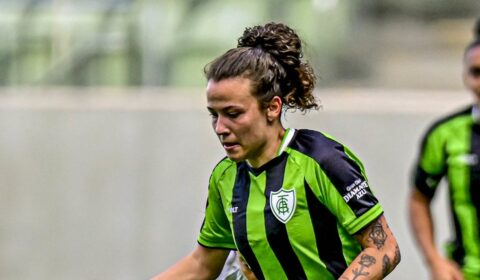 Cruzeiro acerta contratação de meio-campista do América