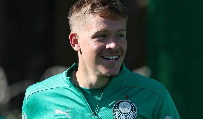 Palmeiras decide comprar Bruno Fuchs do Atlético