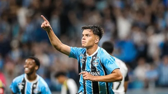 BRASILEIRÃO SUB-17: Grêmio goleia Atlético-MG e se aproxima do título (Foto: Angelo Pieretti / Grêmio FBPA)