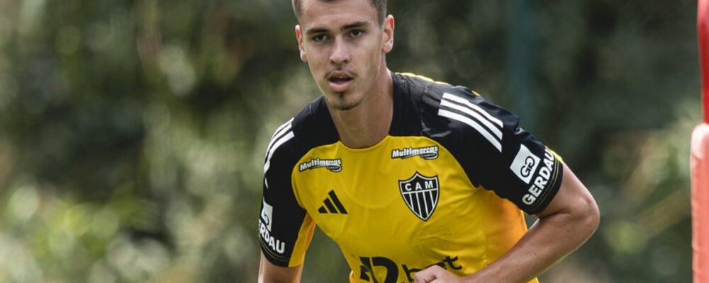 Victor compara jovem zagueiro do Atlético a Réver: ‘Futuro promissor’