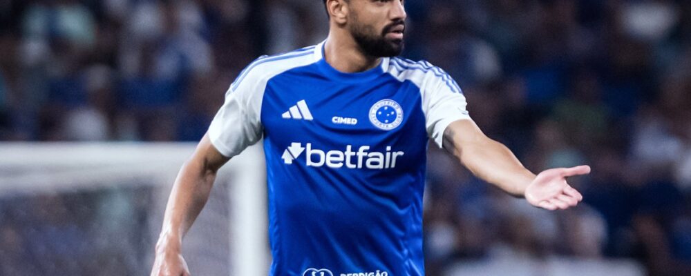 As opções do Cruzeiro para substituir Fabrício Bruno contra o Atlético