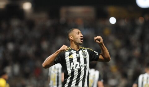 Vitor Hugo revela conversa com Cuca antes de acerto com Atlético: ‘Estou sem espaço’