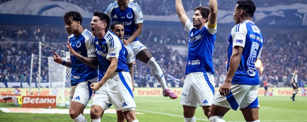 Cruzeiro pode voltar a encostar no topo do Brasileiro se vencer Atlético; veja cenários