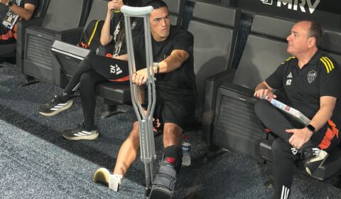 De muletas, destaque do Atlético comparece a clássico na Arena MRV