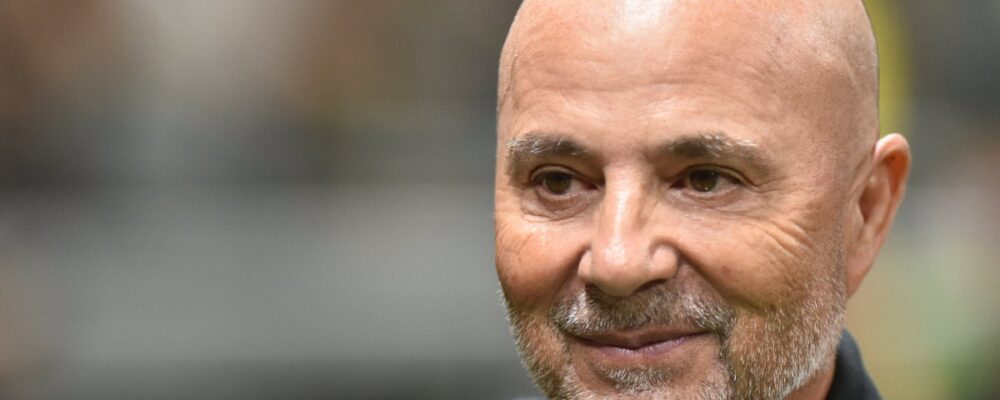 Sampaoli rasga elogios a ídolo do Atlético: ‘Pessoa muito nobre’