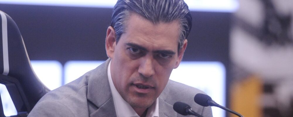 Dirigente avisa que Atlético acionará STJD para punir atleta do Cruzeiro: ‘Covarde e desleal’