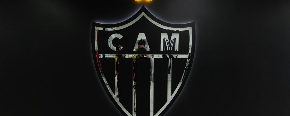 Supostas novas camisas do Atlético têm imagens vazadas na internet