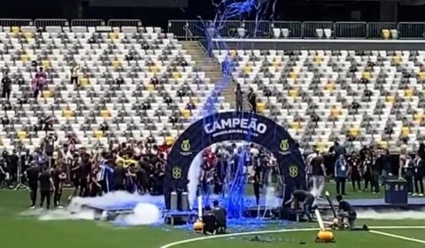 Festa do Atlético sub-17 tem pódio azul e branco; torcedores xingam a CBF