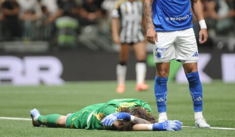 Cruzeiro revela resultados de exames de Cássio após pancada na cabeça