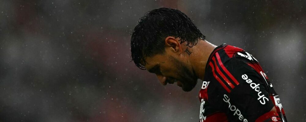 Flamengo: Arrascaeta sofre tentativa de assalto na saída do Maracanã