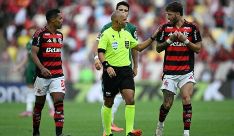 Ídolo do Palmeiras detona árbitro: ‘Dos mais soberbos do futebol mundial’