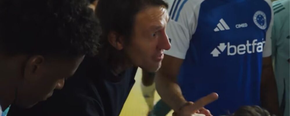 O discurso do goleiro Cássio no vestiário do Mineirão antes de vitória do Cruzeiro