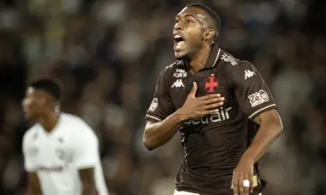 Vasco 2 x 0 Fluminense – Rayan brilha novamente e Cruzmaltino embala no Brasileirão
