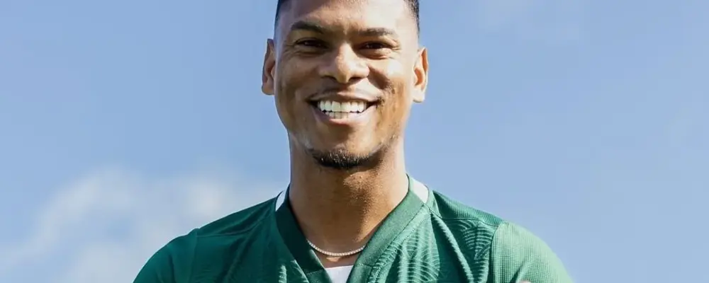 Boavista oficializa a contratação de cria do Flamengo