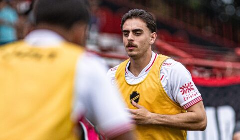 Zagueiro do Cruzeiro assina pré-contrato com clube da Série B