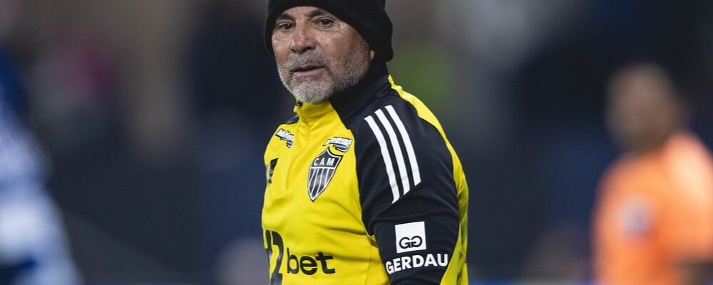 Sampaoli expõe cobrança a jogadores do Atlético: ‘Exigi ao grupo’