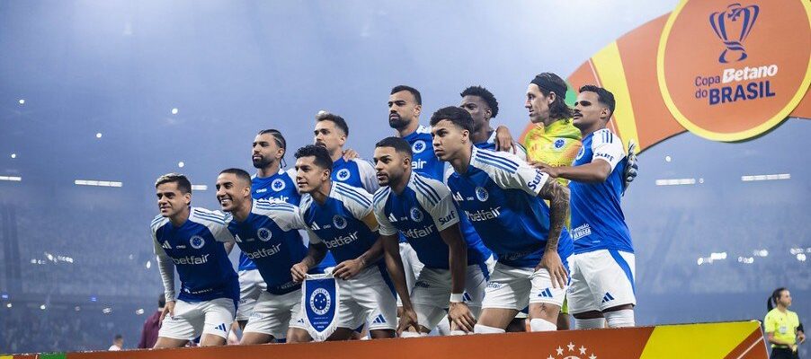 Comentarista celebra retomada de jogador do Cruzeiro: ‘Com você, confio no título’