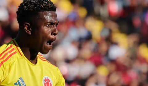 Joia colombiana contratada pelo Cruzeiro ‘some’ e é criticada por capitão do Millonarios