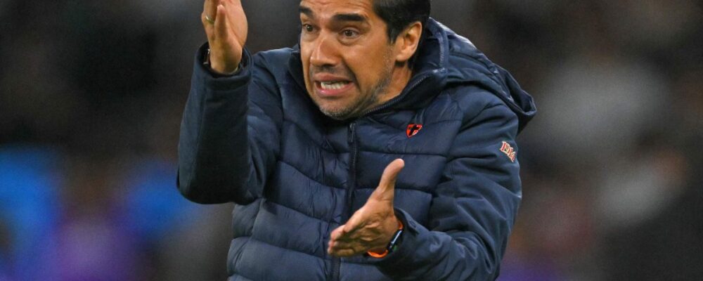 Abel Ferreira questiona pênalti e demonstra confiança em virada do Palmeiras: ’90 minutos’