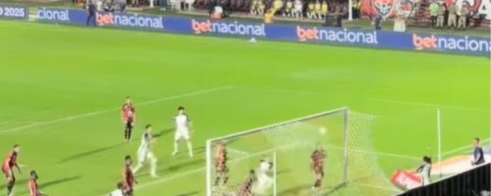 Corinthians bate Vitória e ganha fôlego na luta contra o rebaixamento do Brasileiro