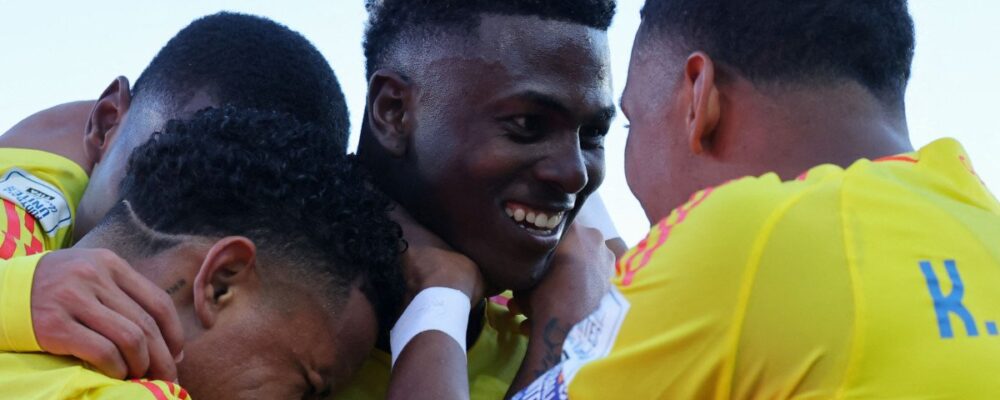 Sumiço de promessa colombiana pode gerar punição e prejudicar Cruzeiro