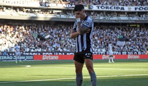 Ex-atacante de seleção marca golaços no Brasileiro e encerra jejum de 20 jogos; assista