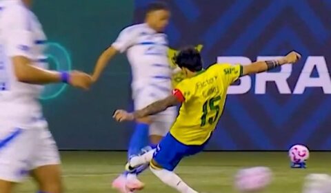 Zagueiro diz que Gómez não merecia vermelho em Palmeiras x Cruzeiro: ‘Wanderson vem de encontro’