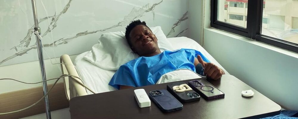 Ex-Atlético, Cazares passa por cirurgia após grave lesão e manda recado