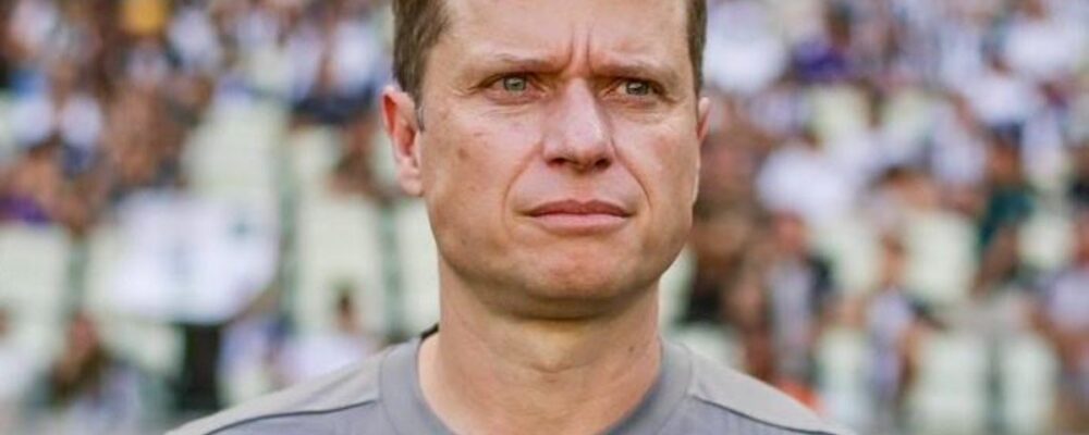 Bragantino demite Fernando Seabra após três derrotas seguidas