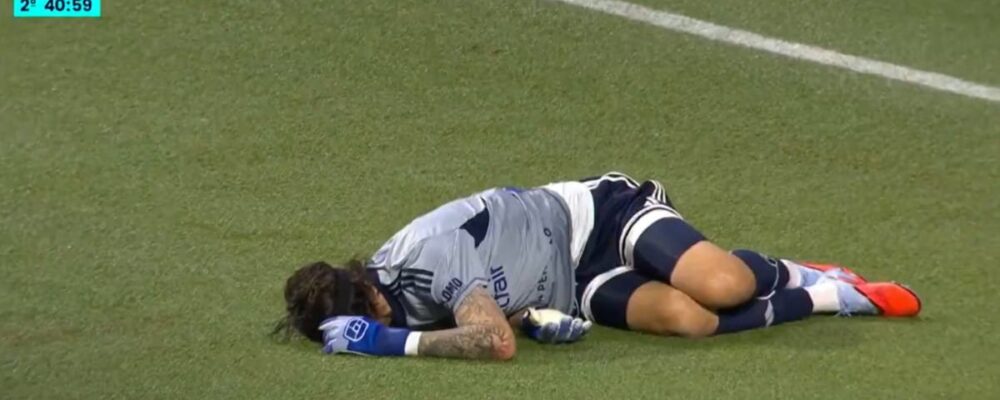 Palmeiras x Cruzeiro: dublador revela reação contra torcedor que atirou garrafa em Cássio