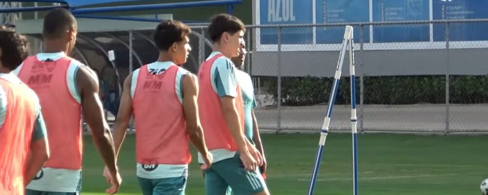 Promessa da base é novidade do Cruzeiro em reapresentação na Toca