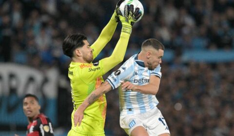 ‘Paredão’ do Flamengo: Rossi volta a se destacar em jogo decisivo