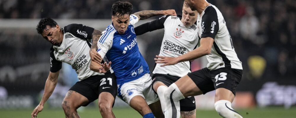 Jornalista faz alerta ao Cruzeiro sobre duelo contra Corinthians na Copa do Brasil