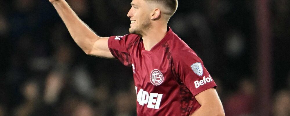 Artilheiro do Lanús brilha na semi e ‘acende alerta’ do Atlético na Sul-Americana