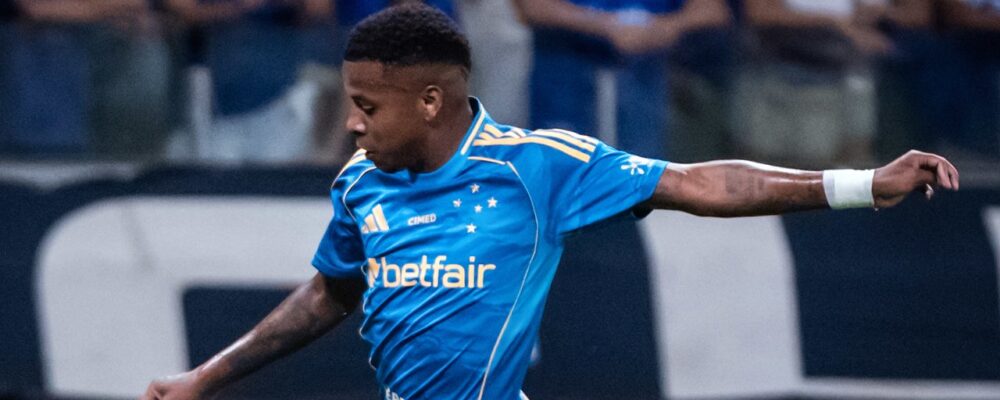 Provável titular do Cruzeiro, atacante quer quebrar jejum de seis meses