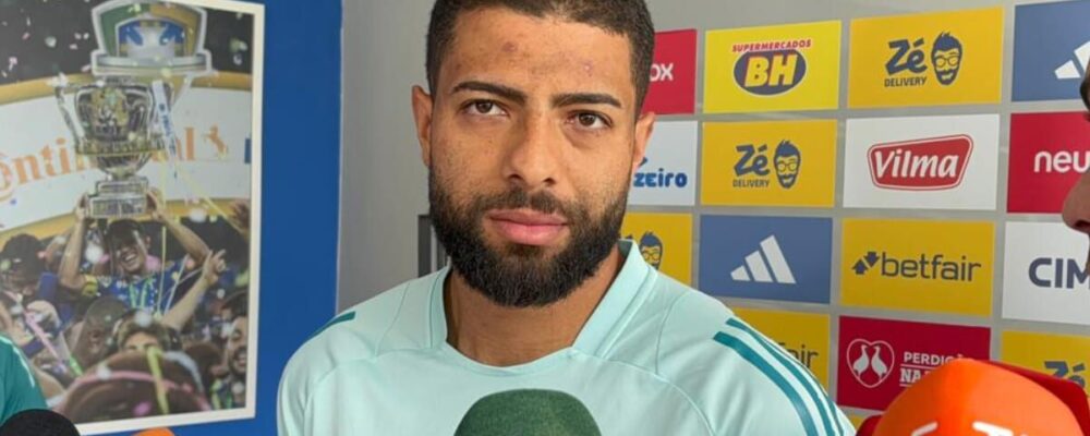 Cruzeiro x Vitória: zagueiro alerta para necessidade de dar resposta à torcida