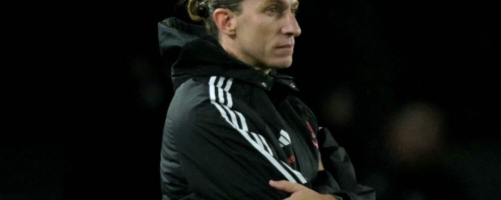 Escalação do Flamengo: Filipe Luís muda time para duelo com Racing