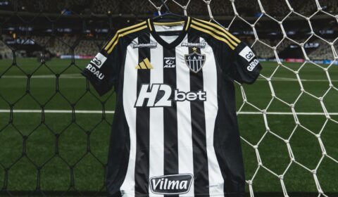Atlético terá uniforme preto e branco na final da Sul-Americana? Entenda cenário