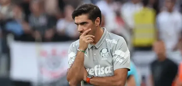 Abel Ferreira eleito maior técnico do século no futebol brasileiro