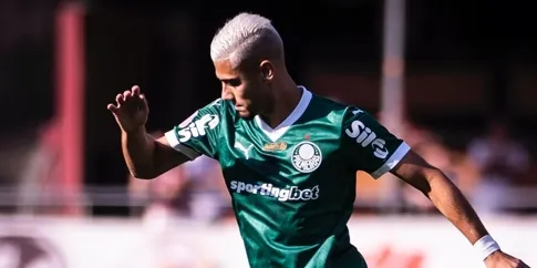 Andreas Pereira explica lance polêmico no Choque-Rei em vitória do Palmeiras