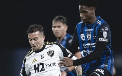 Atlético-MG reclama da arbitragem após empate na Sul-Americana