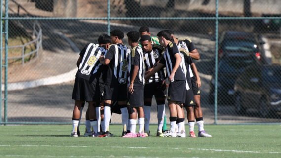 Time Sub-17 do Atlético no Campeonato Brasileiro (foto: Daniela Veiga / Atlético)
