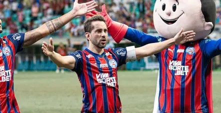 Bahia: Médico tranquiliza torcida e explica tratamento de Everton Ribeiro