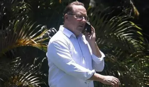 Botafogo enfrenta crise com SAF e Eagle faz acusações contra Textor