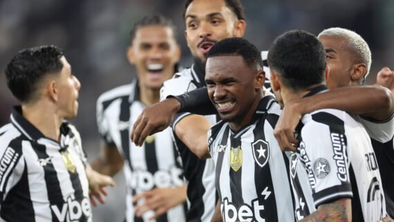 Jogadores do Flamengo comemoram gol contra o Bahia (foto: Vitor Silva/Botafogo)
